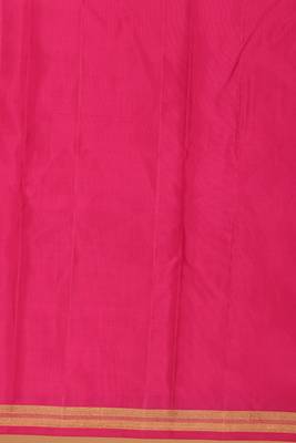 Bottle green and rani pink partly pleats pure kanjivaram silk saree 4