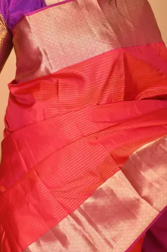 Dual tone pinkish red vaira oosi kanjivaram silk saree with blouse