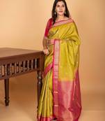 Pear green and rani pink small border pure kanjivaram silk saree