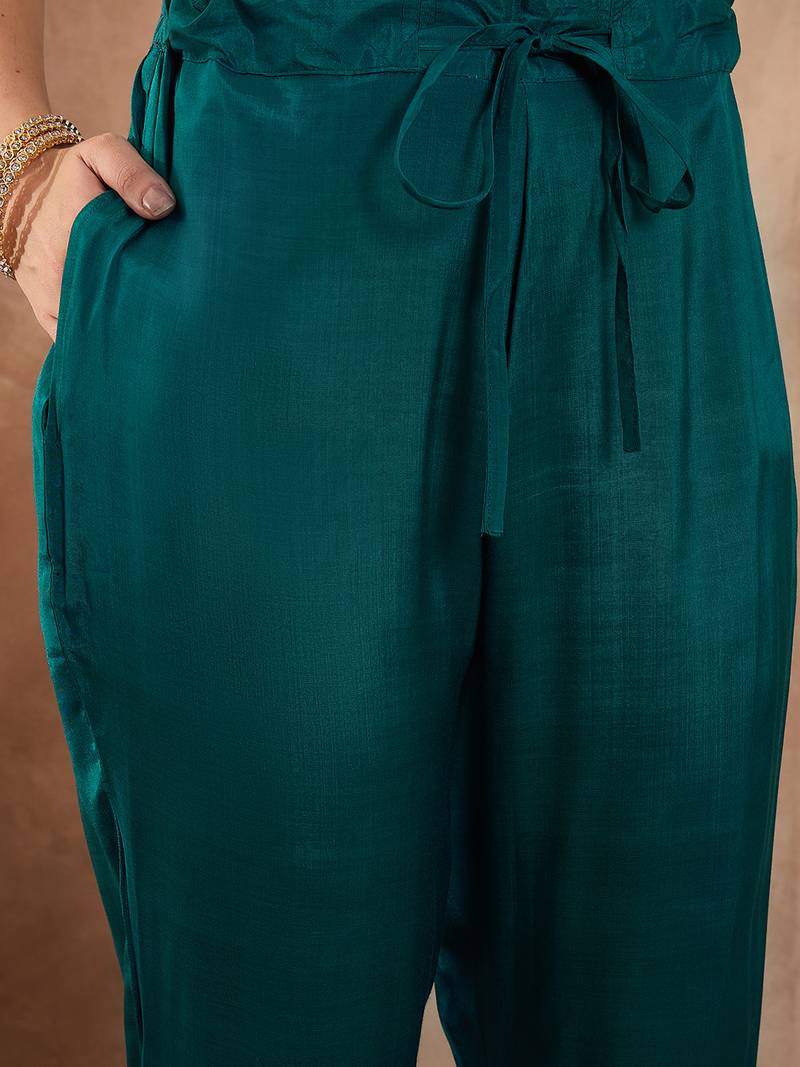 Women blue silk blend floral embroidered straight kurta trousers with dupatta