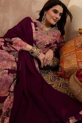 Women purple silk blend floral embroidered straight kurta trousers with dupatta