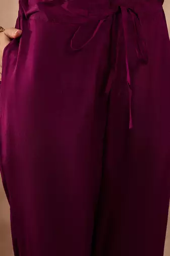 Women purple silk blend floral embroidered straight kurta trousers with dupatta