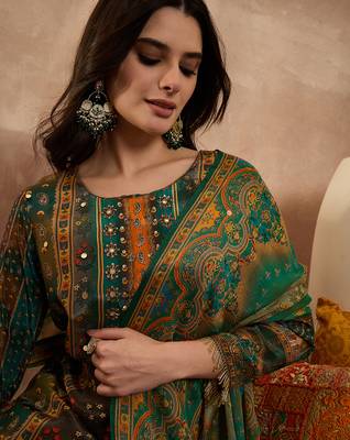 Women green viscose rayon solid embroidered straight kurta trousers with dupatta 2