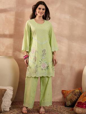 Women green pure cotton embroidered scalloped coord sets 1