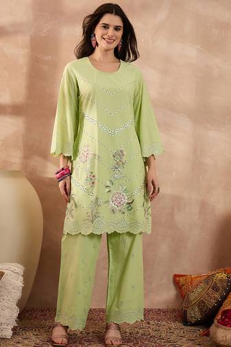 Women green pure cotton embroidered scalloped coord sets
