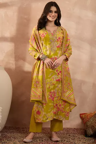 Women yellow polyester floral printed straight kurta trousers with dupatta