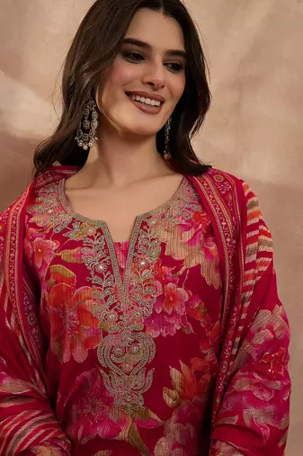 Women pink polyester floral printed straight kurta trousers with dupatta