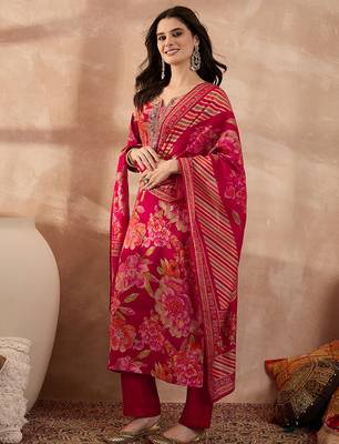 Women pink polyester floral printed straight kurta trousers with dupatta 1