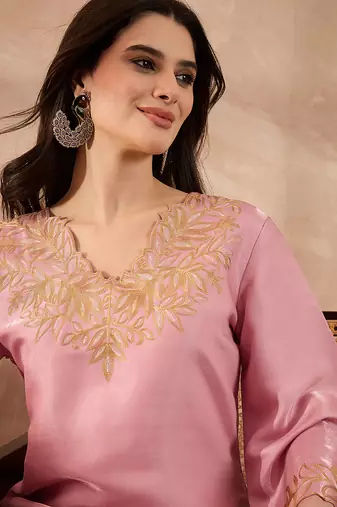 Women pink silk blend embroidered scalloped coord sets