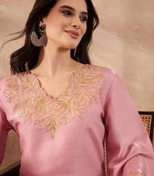 Women pink silk blend embroidered scalloped coord sets