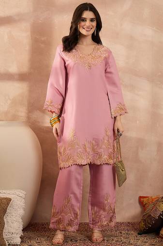 Women pink silk blend embroidered scalloped coord sets