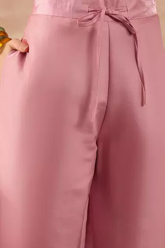 Women pink silk blend embroidered scalloped coord sets