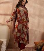 Women brown polyester floral printed straight kurta trousers with dupatta