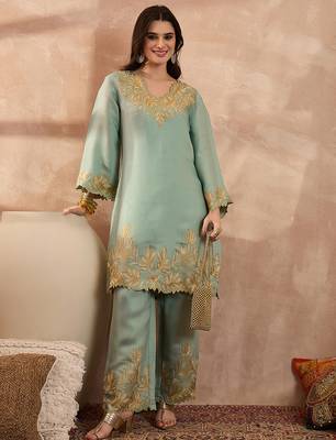 Women blue silk blend embroidered scalloped coord sets 3