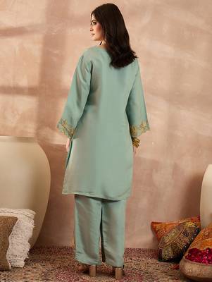 Women blue silk blend embroidered scalloped coord sets 4
