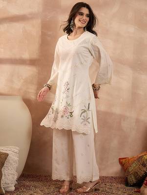 Women off white pure cotton embroidered scalloped coord sets 3