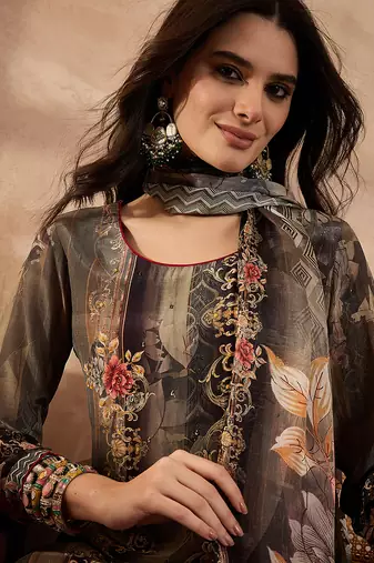Women off white pure silk solid printed straight kurta trousers with dupatta