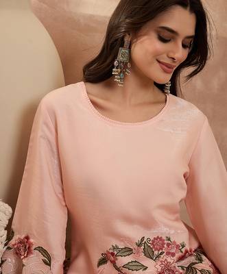 Women peach silk blend embroidered scalloped coord sets 2