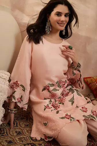 Women peach silk blend embroidered scalloped coord sets