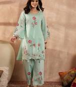 Women blue silk blend embroidered scalloped coord sets