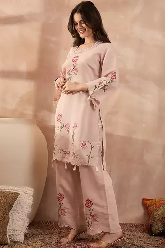 Women peach silk blend embroidered scalloped coord sets