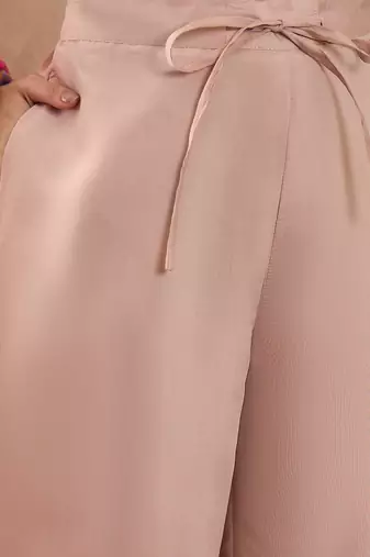 Women peach silk blend embroidered scalloped coord sets