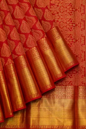Red colour silk saree