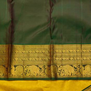 Yellow bridal saree 4