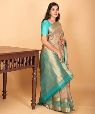 Oatmeal white and dual tone blue retta patta border pure kanchi silk saree 3