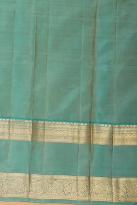 Oatmeal white and dual tone blue retta patta border pure kanchi silk saree 4