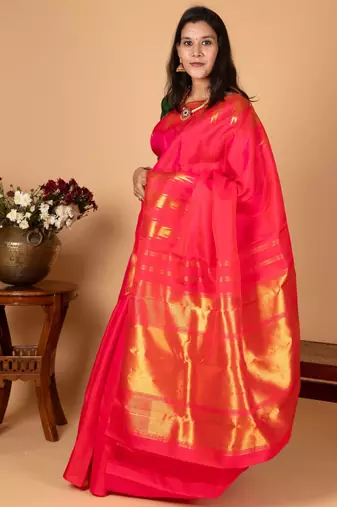 Dual tone pink temple kanchi silk saree with blouse