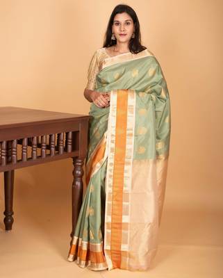 Pastel green and pastel pink retta patta temple border pure kanchi silk saree 1
