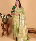 Light green pure kanjivaram silk saree)