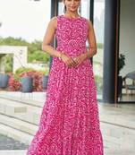 Women pink paisley printed sleeveless round neck maxi dress