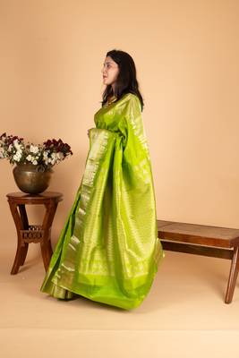 Green kalyana oorvalam pure kanchi silk saree 3