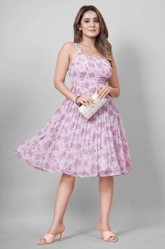Women light pink floral printed square neck dress