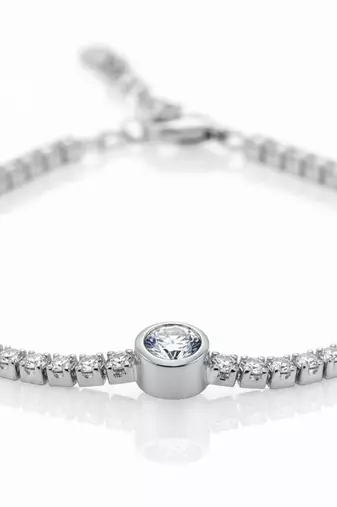 Luna solitaire bracelet