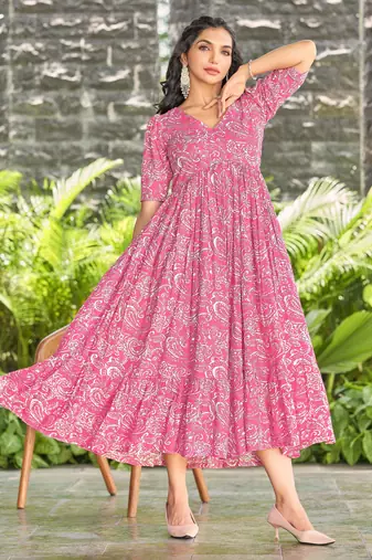 Women pink all-over paisley print rayon fit & flare maxi dress