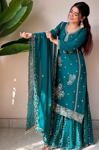 Teal georgette rose-embroidered kurta set