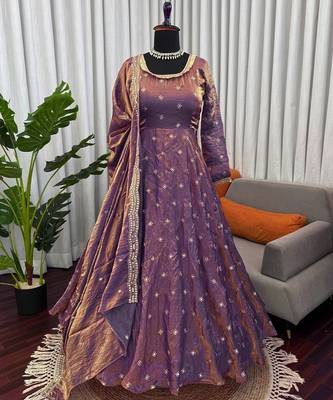 Dual-tone purple metallic silk blend anarkali set 2