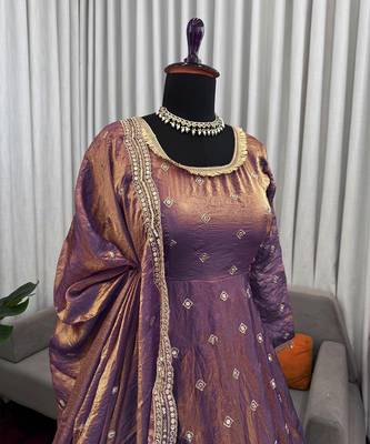 Dual-tone purple metallic silk blend anarkali set 4
