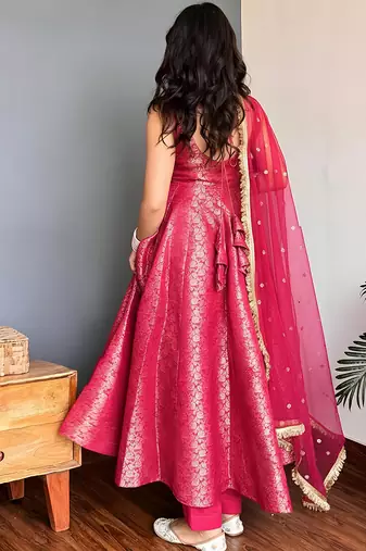 Fuchsia pink banarasi gown set