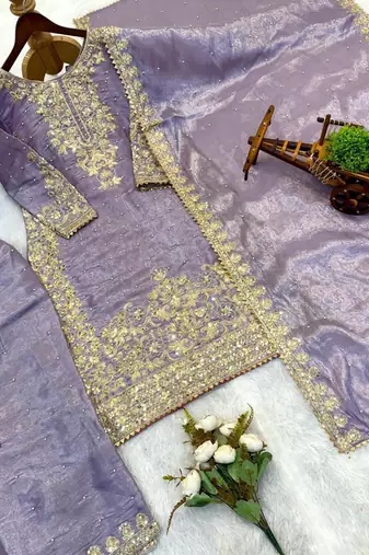 Lavender zari-embellished organza set