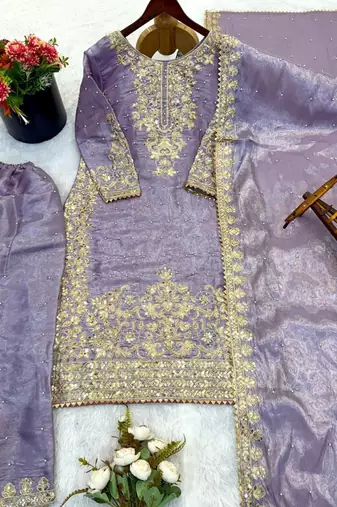 Lavender zari-embellished organza set
