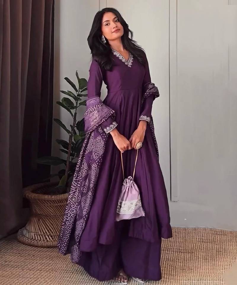 Purple silk blend v-neck anarkali set
