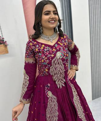 WINE  VICHITRA SILK PARTY WEAR EMBROIDERY CROP TOP  WITH BLOUSE LEHENGA CHOLI 3