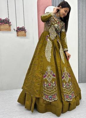 MAHENDI GREEN VICHITRA SILK PARTY WEAR EMBROIDERY CROP TOP  WITH BLOUSE LEHENGA CHOLI 2