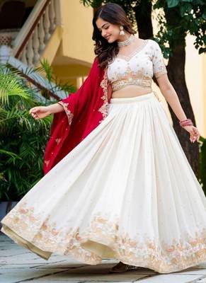 Graceful Cream zari,Sequence, Thread,embroidery Vichitra Silk Indian wedding Designer lehenga choli 3