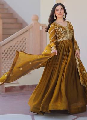 mehendi color fendi kurta with sequins & zari embroidery 2
