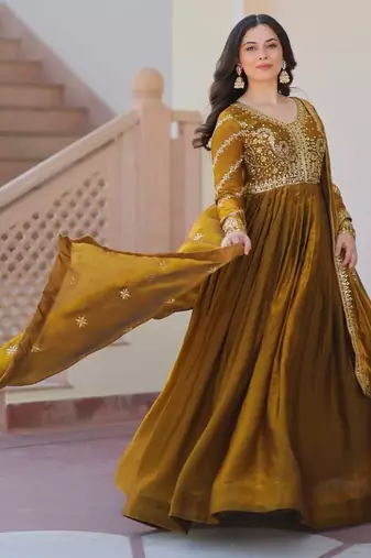mehendi color fendi kurta with sequins & zari embroidery